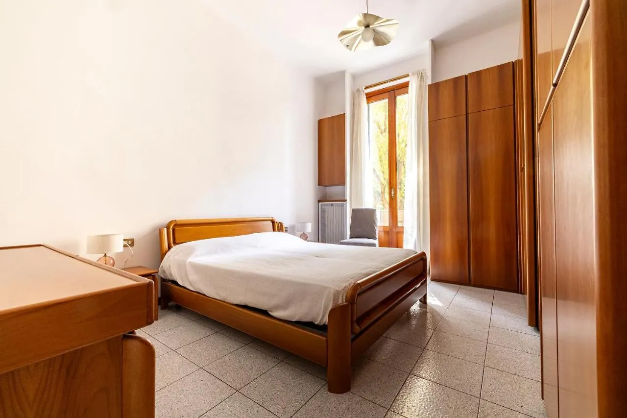 Navigli-Style Apartment Milano