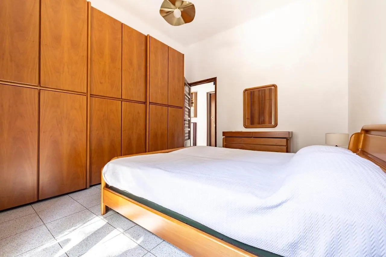 Navigli-Style Apartment Milano 0*,  İtalya